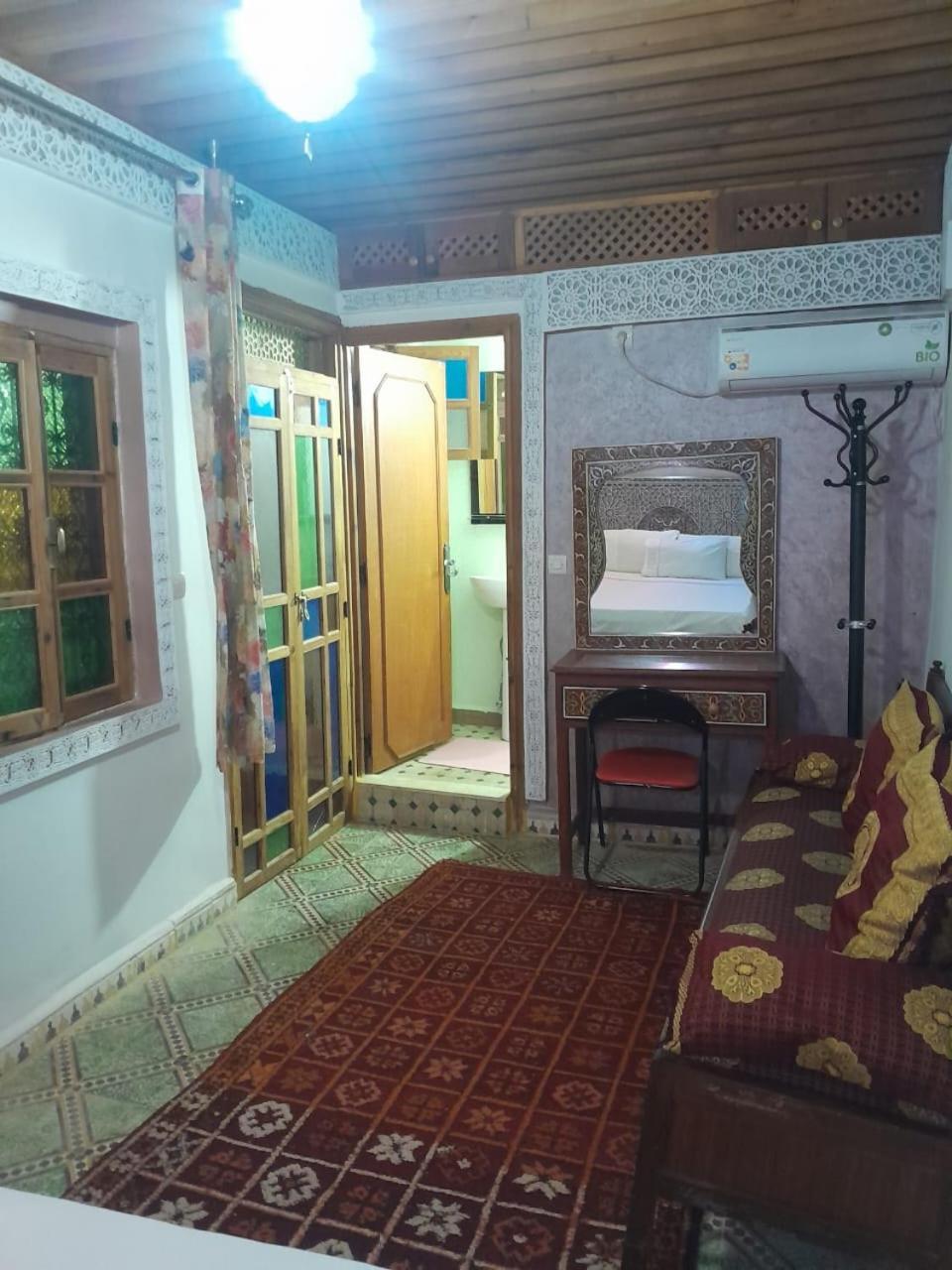 Apartamento Famille Fahym Fez Exterior foto