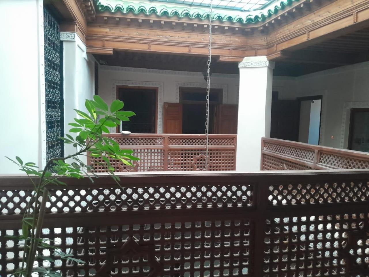 Apartamento Famille Fahym Fez Exterior foto